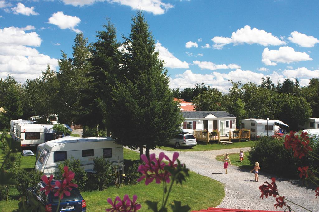 Zlatníky Camping Oase Praha酒店 外观 照片