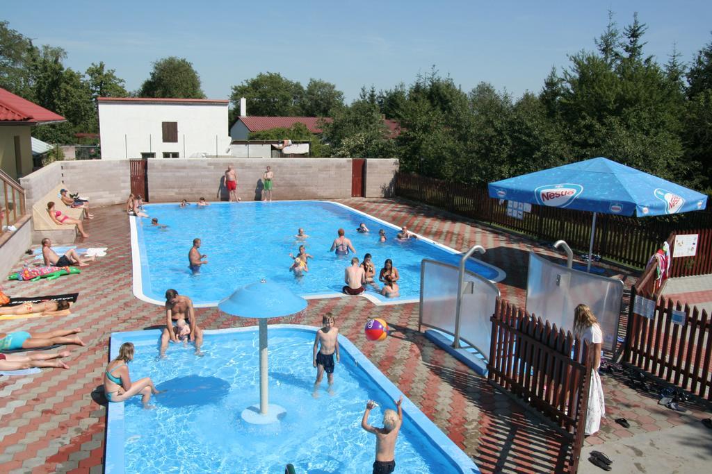 Zlatníky Camping Oase Praha酒店 外观 照片